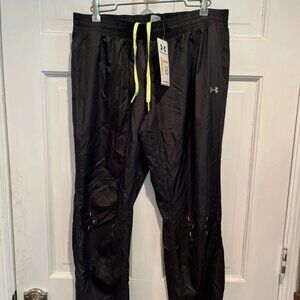 NWT $55 Under Armour Women Black Wind/Water Resistant Pants Escape MEDIUM